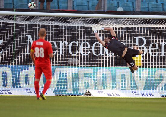 Football. Dynamo vs. Mordovia