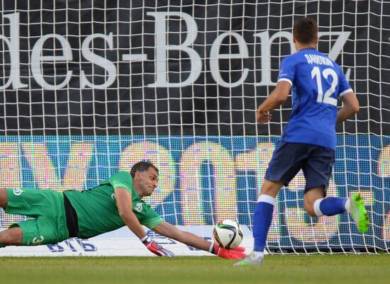 Football. Dynamo vs. Mordovia