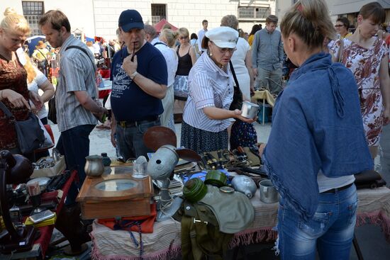 Jumble market at Museum of Moscow