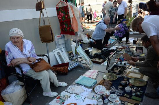 Jumble market at Museum of Moscow