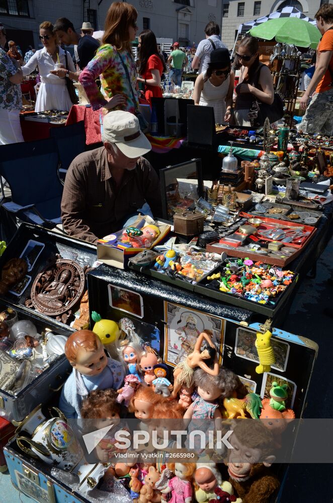 Jumble market at Museum of Moscow