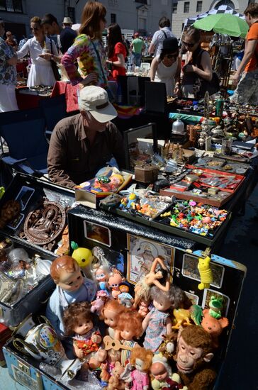 Jumble market at Museum of Moscow