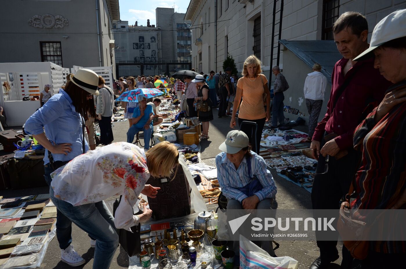 Jumble market at Museum of Moscow
