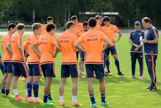 Football. UEFA Champions League. PFC CSKA training session
