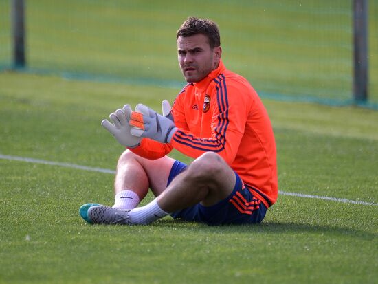 Football. UEFA Champions League. PFC CSKA training session