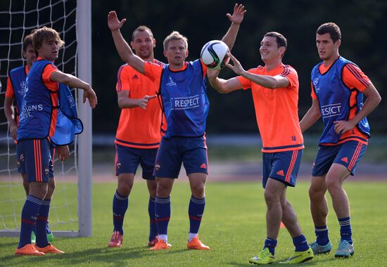 Football. UEFA Champions League. PFC CSKA training session