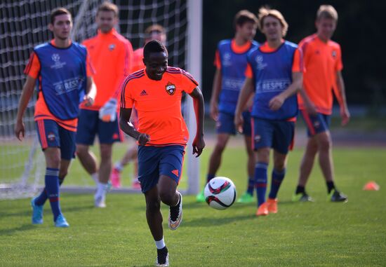 Football. UEFA Champions League. PFC CSKA Training Session