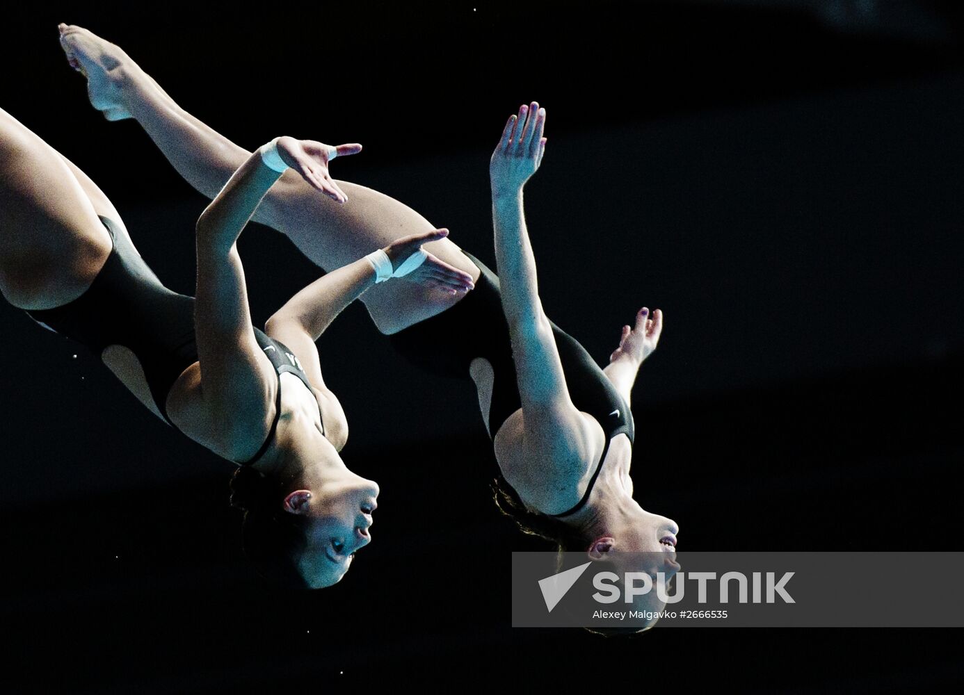 2015 FINA World Championships. Women's synchronised 10m platform diving