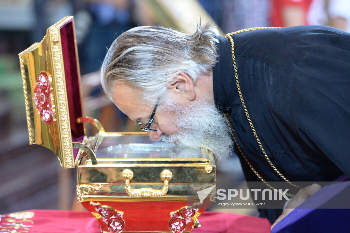 Patriarch Kirill holds divine service on the day of remembering Holy Prince Vladimir Equal to the Apostles