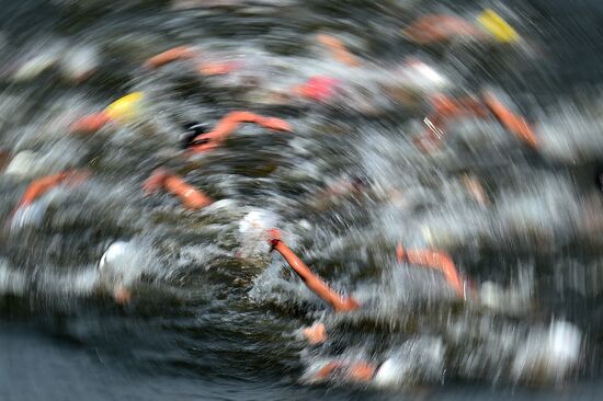 16th 2015 World Aquatics Championships. Open-water swimming. Women Ten kilometers