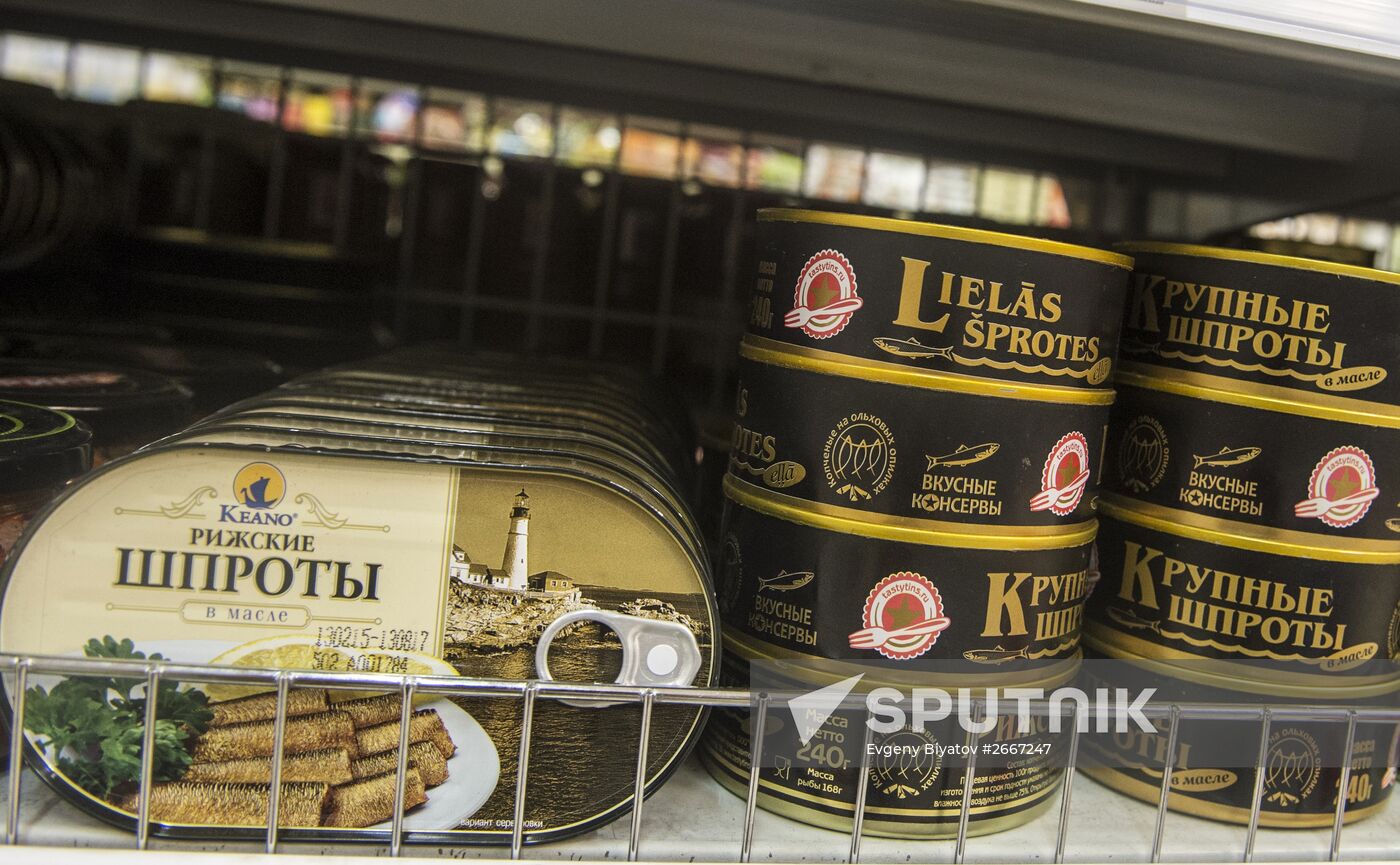 Rospotrebnadzor bans import of canned fish from Latvia