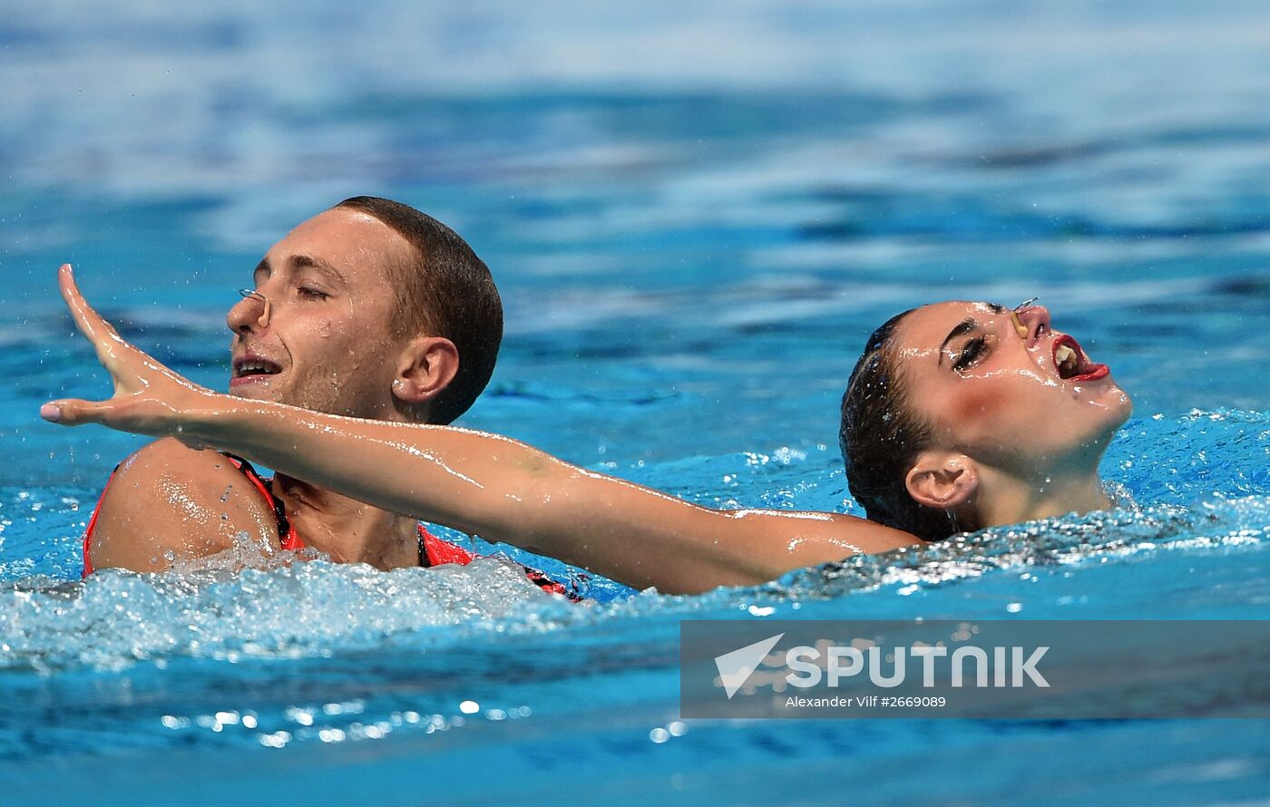 FINA 2015 World 2015 FINA World Championships. Syn. Synchronized swimming. Mixed duet free finaled duet swimming. Solo. Free routine. Finals