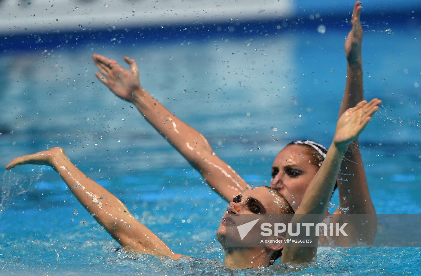 FINA 2015 World Championships. Synchronized swimming. Mixed duet free finaled duet swimming. Solo. Free routine. Finals