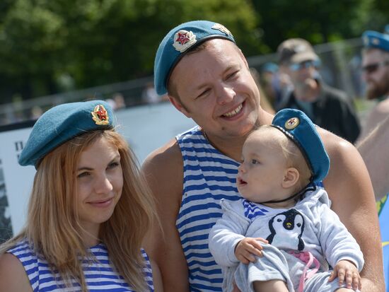 Russian cities mark Airborne Force Day