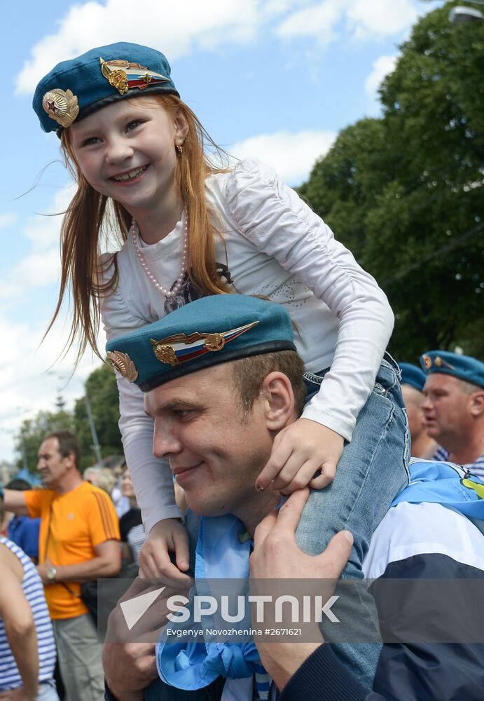 Russian cities mark Airborne Forces Day