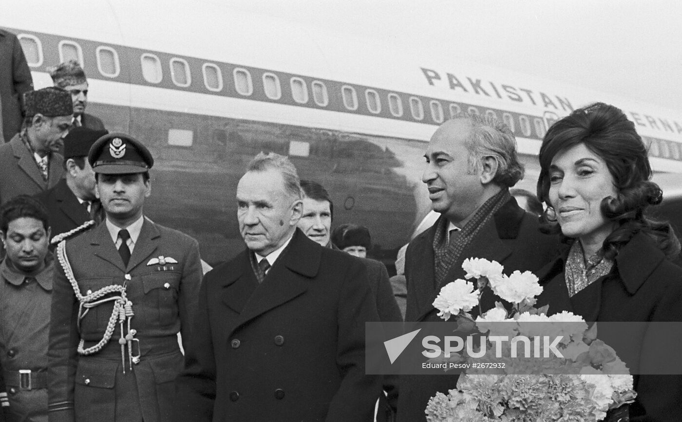 Pakistani President Zulfikar Ali Bhutto visits USSR