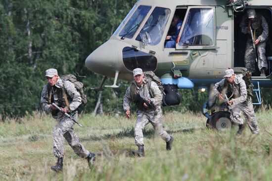 Novosibirsk hosts all-army competition "Best Ground Scouts"