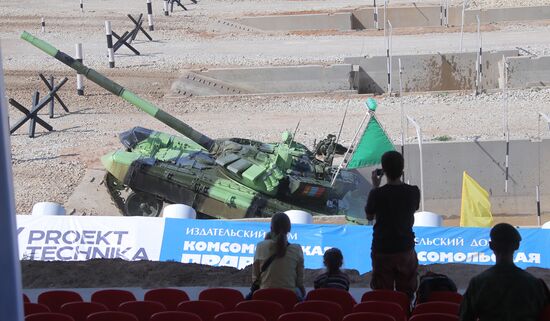 World Tank Biathlon Championship. Individual race