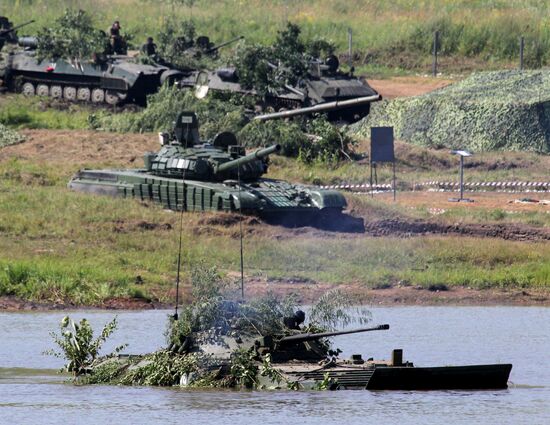 Tank units exercise of 5th Combined Arms Army of Eastern Military District