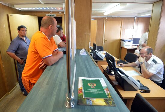 Sanctioned foods destroyed in Russia