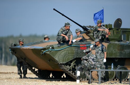 The Suvorov Onslught competition of BMP-2 infantry combat vehicles. Day Two