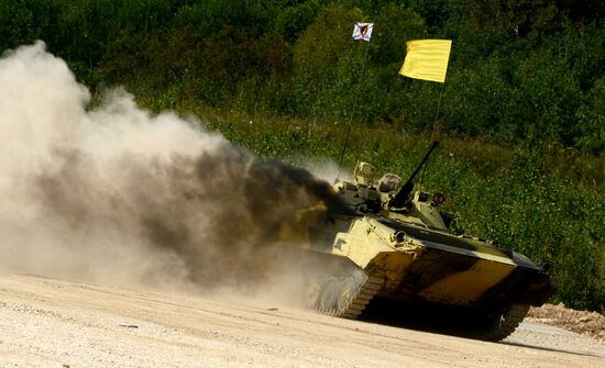 The Suvorov Onslaught competition of BMP-2 infantry combat vehicles. Day Two