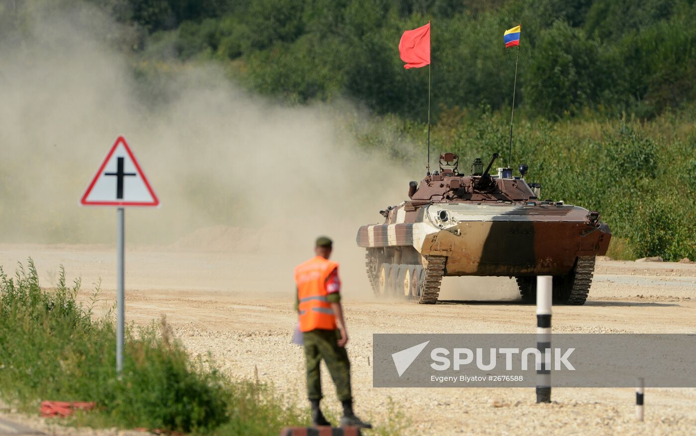 The Suvorov Onslaught competition of BMP-2 infantry combat vehicles. Day Two