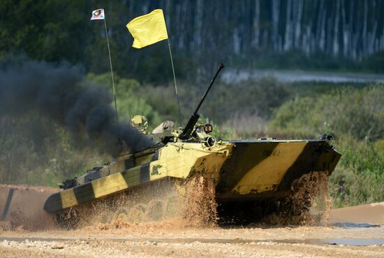 The Suvorov Onslaught competition of BMP-2 infantry combat vehicles. Day Two