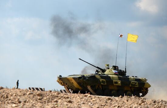 The Suvorov Onslaught competition of BMP-2 infantry combat vehicles. Day Two