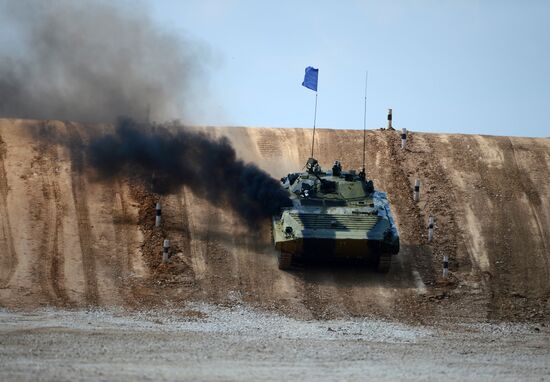 The Suvorov Onslaught competition of BMP-2 infantry combat vehicles. Day Two