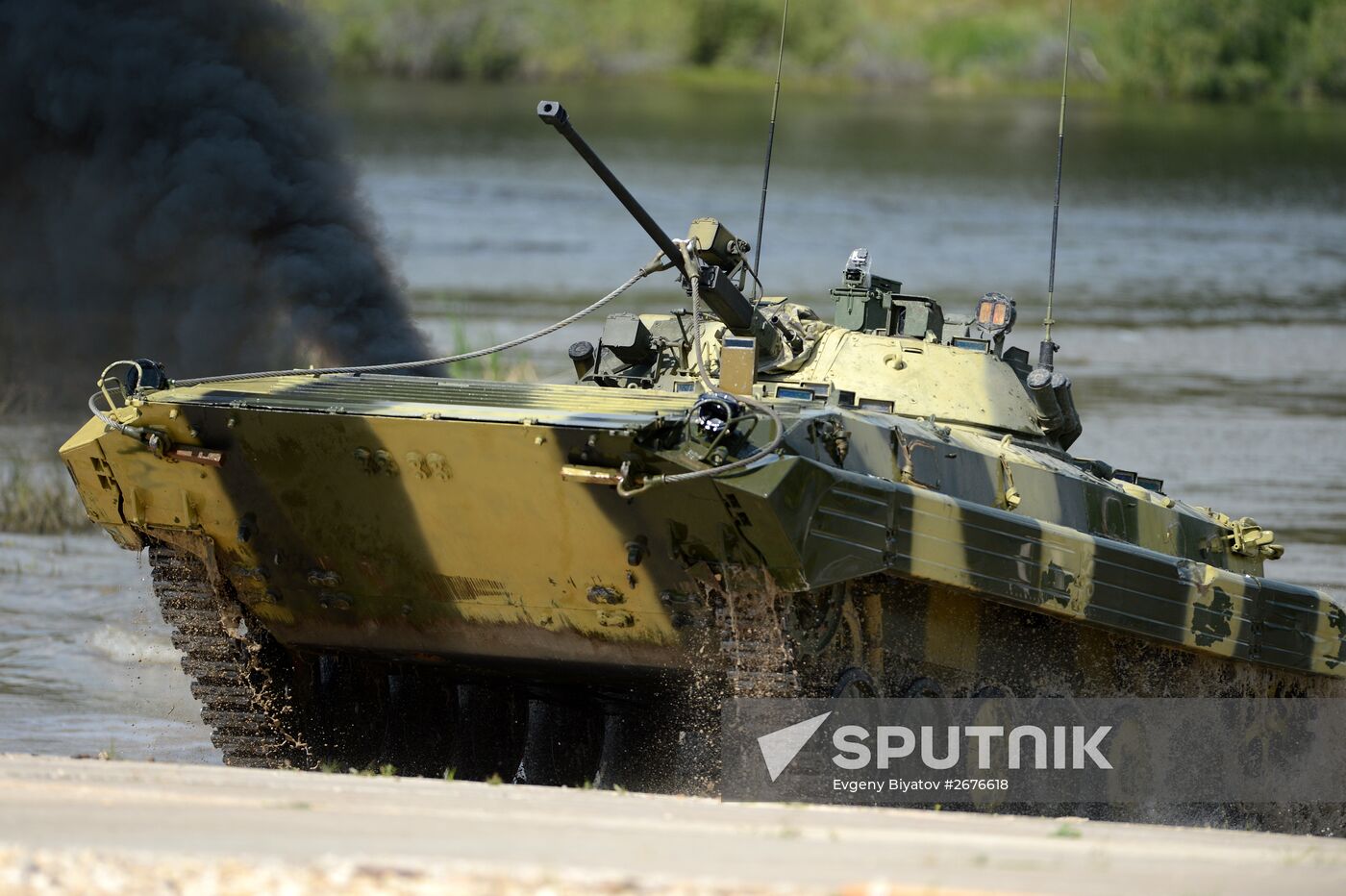 The Suvorov Onslaught competition of BMP-2 infantry combat vehicles. Day Two