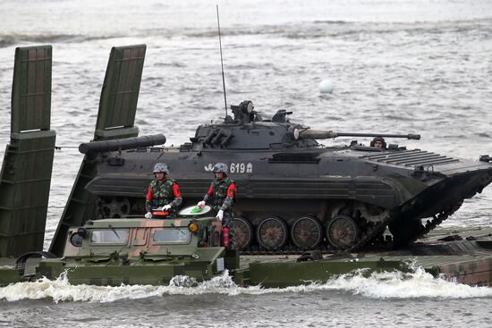 Open Water engineering troops competition