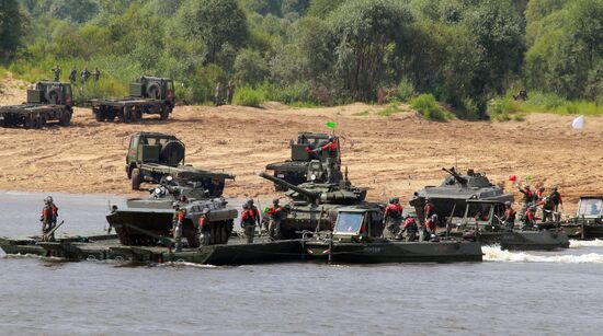 Open Water engineering troops competition