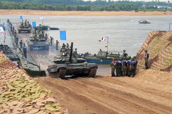 Open Water engineering troops competition