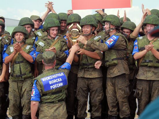 Open Water engineering troops competition