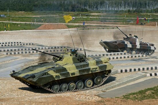 The Suvorov Onslaught competition of BMP-2 infantry combat vehicles. Finals