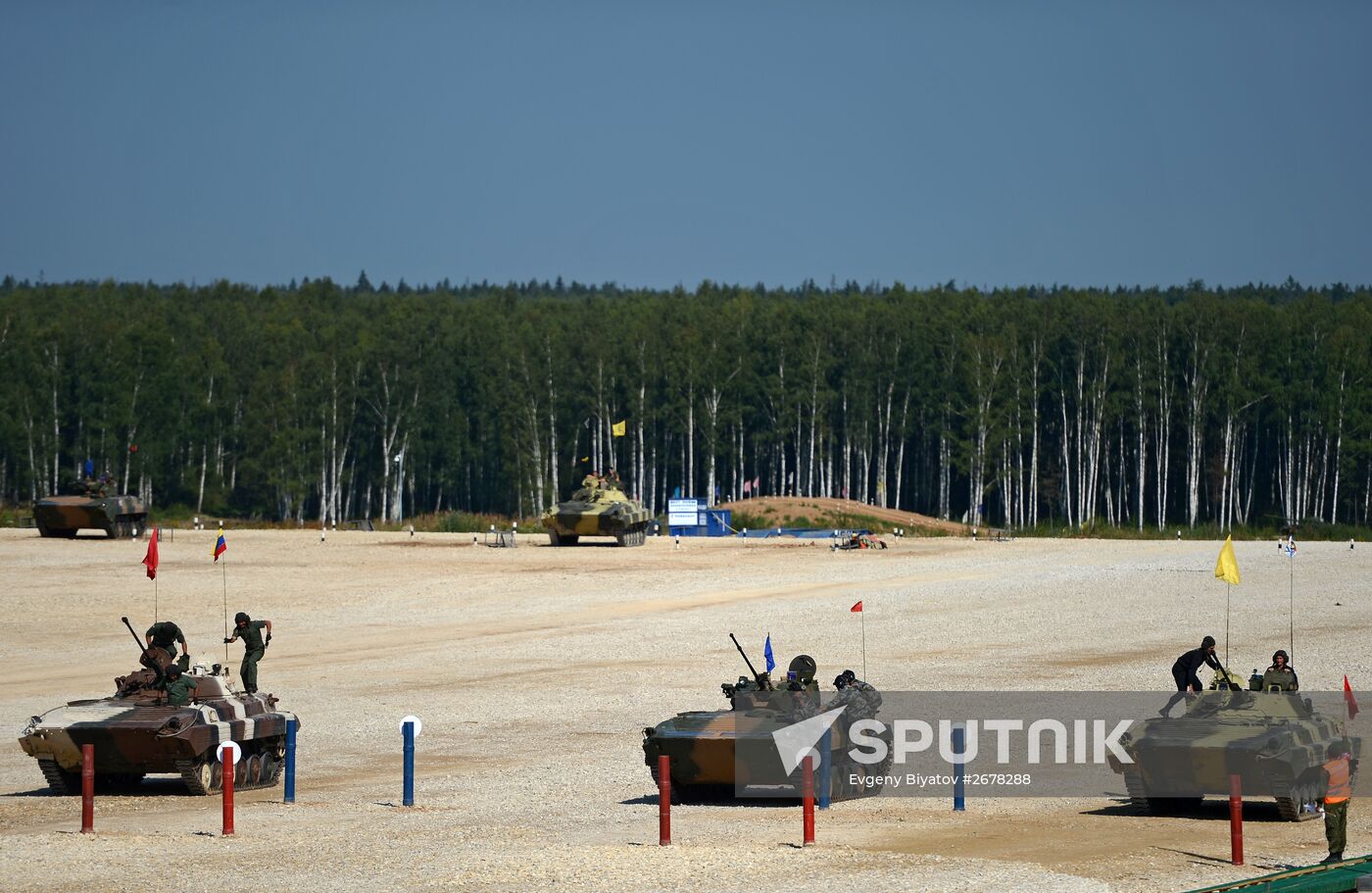 The Suvorov Onslaught competition of BMP-2 infantry combat vehicles. Finals