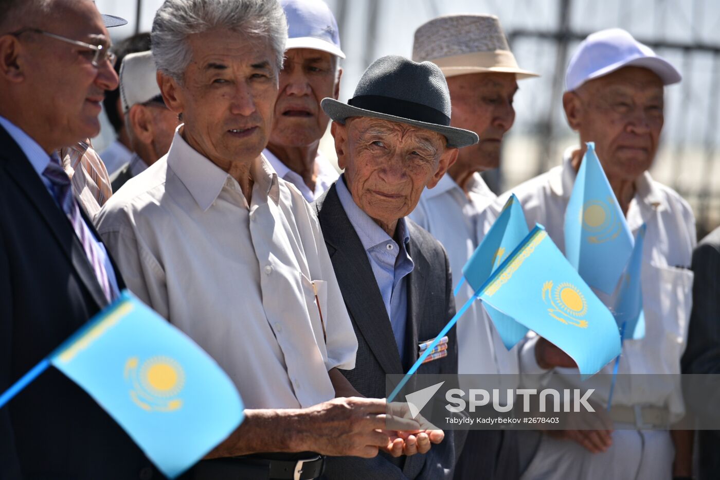 Kyrgyzstan and Kazakhstan open borders