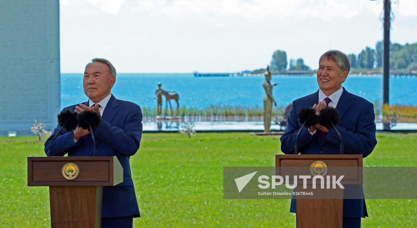Kyrgyzstan and Kazakhstan open borders