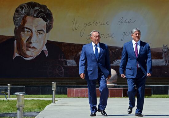 Kyrgyzstan and Kazakhstan open borders