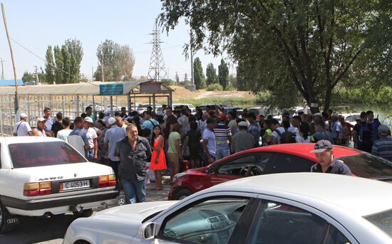 Kyrgyzstan and Kazakhstan open borders