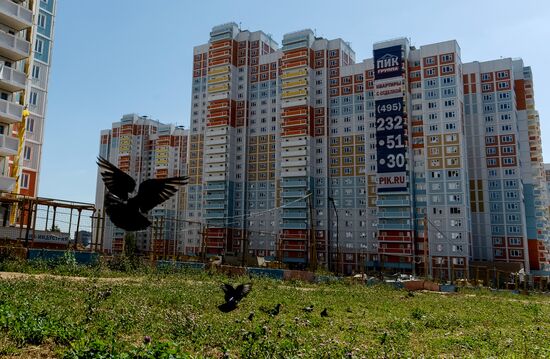 Construction conducted under Yaroslavsky residential development project in Mytishchi