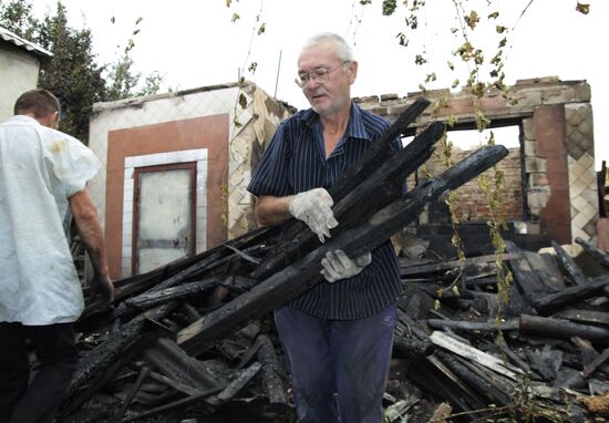 Aftermath of artillery attack on Donetsk
