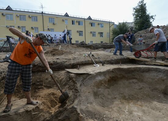 Presentation of 17th century treasure trove unearthed in Moscow