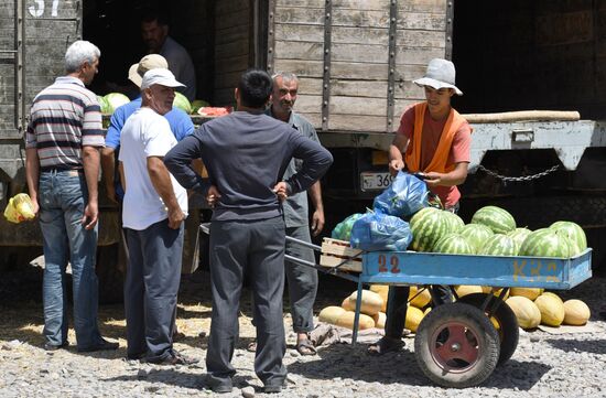 Roadside market in Dushanbe