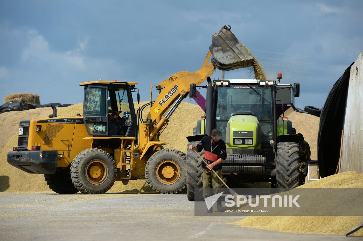 Crop harvesting in Sverdlovsk Region