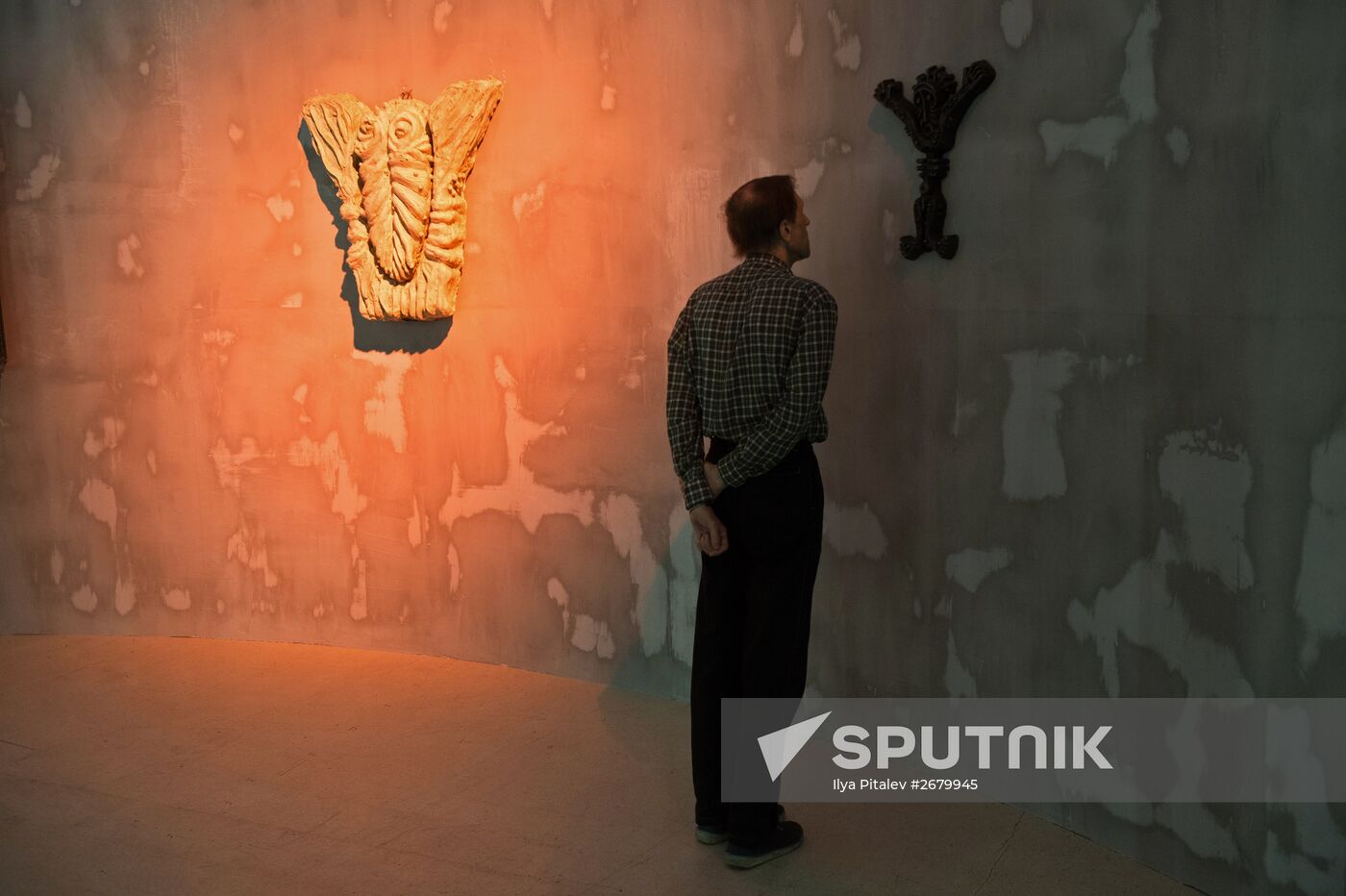 Exhibition "Sculptures We Don't See" at the Moscow Manege