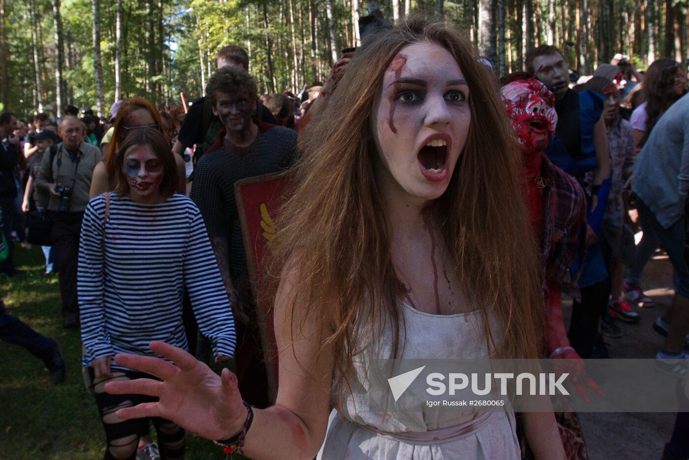 Zombie Mob 7 flashmob in St.-Petersburg