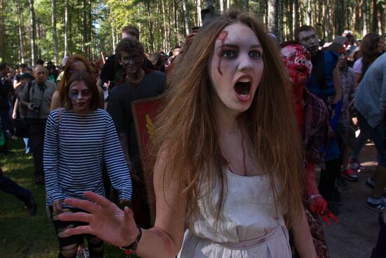 Zombie Mob 7 flashmob in St.-Petersburg