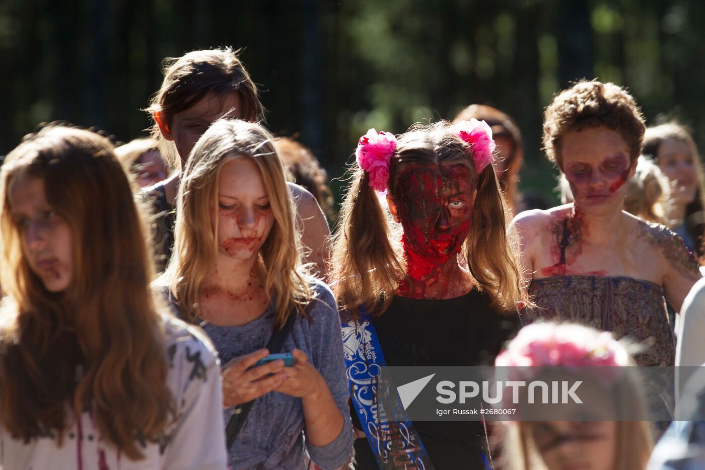 Zombie Mob 7 flashmob in St.-Petersburg